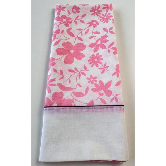 Vintage 70s pillowcase, white pink daisy floral, single pillow sham - Picture 8 of 8